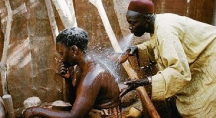 Fatick : Un bain mystique vire à la tragédie 1 bains mystiques