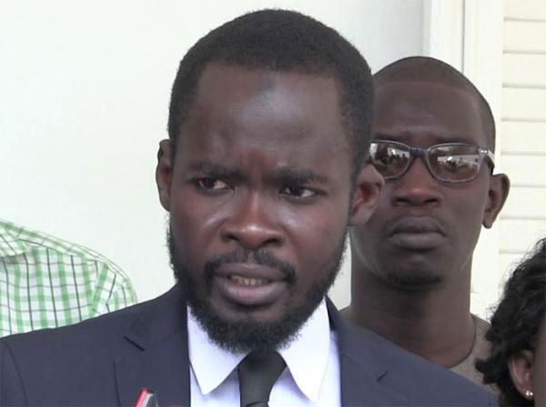 Go: (Babacar Ba) BB vise à droite , mais tire toujours à gauche.