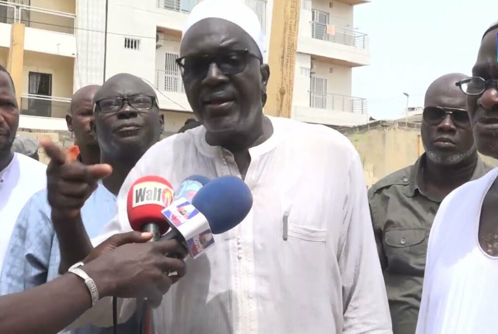 Litige Foncier aux HLM 6 : Les habitants en colère contre une coopérative qui a vendu leur mosquée 1 Litige Foncier