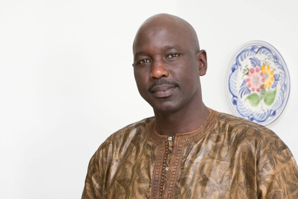 Déception et Espoirs de la Diaspora Sénégalaise : Une Voix en Quête de Reconnaissance. (Par Momar Dieng Diop) 1 momar dieng diop