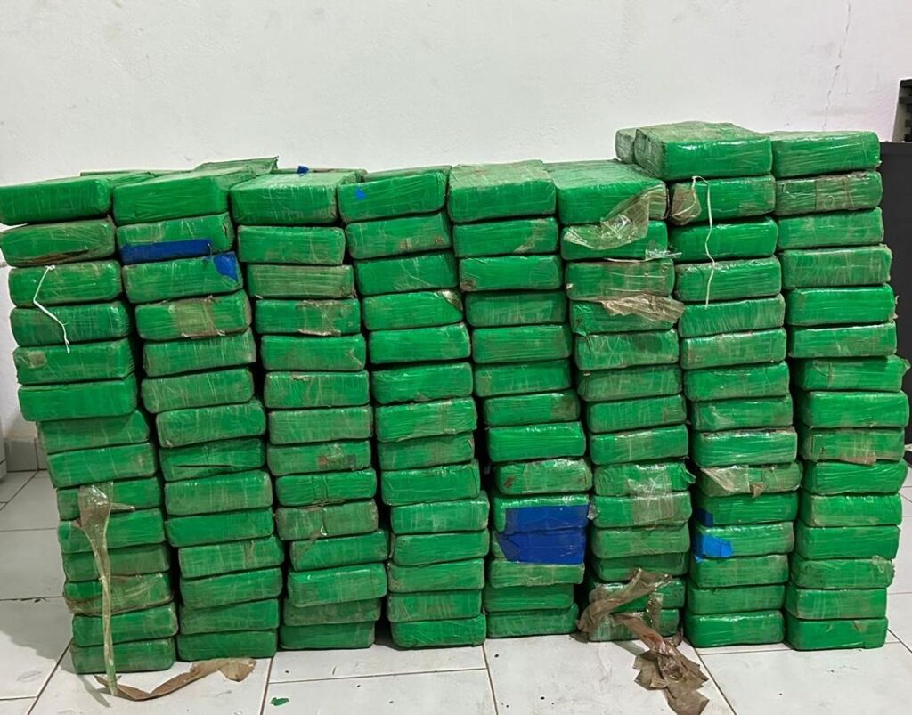 Koumpentoum : 365,4 kg de cocaïne saisis par la Douane 1 WhatsApp Image 2024 05 24 at 17.35.30 1024x803 1