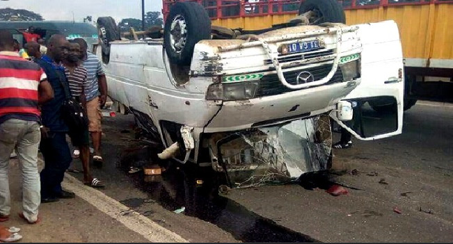 Un véhicule "7 places" se renverse à Goudiry 1 auto