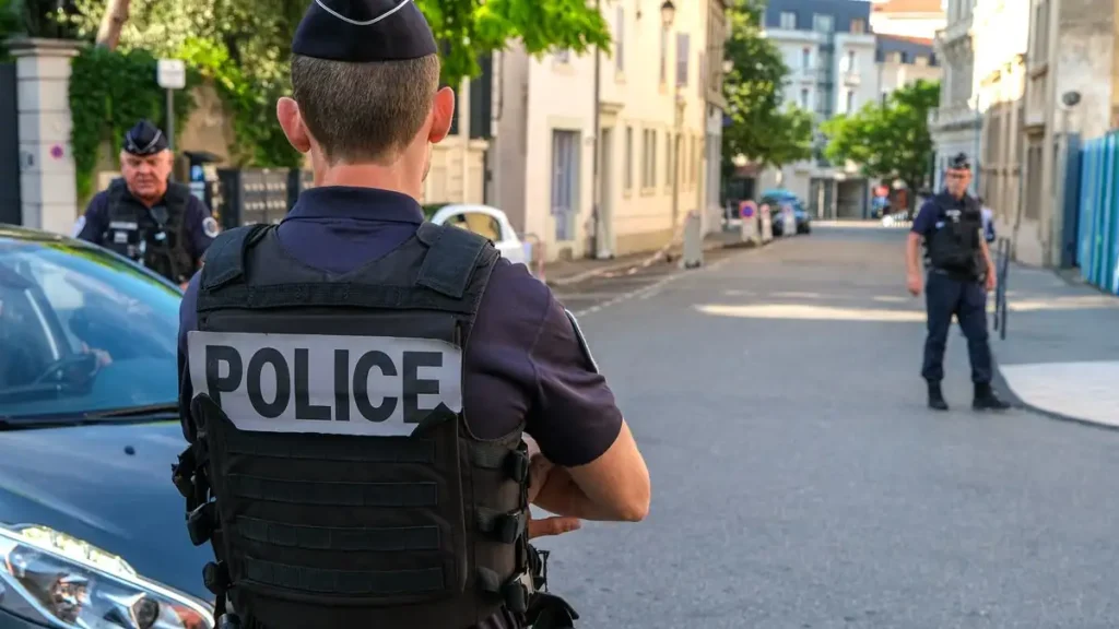 Espagne : Des Sénégalais recherchés après une bagarre mortelle 1 police france 28
