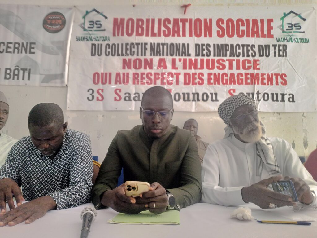 Collectif National des Impactés du TER 3S ( Saam Sunu Soutoura): L'association exige le respect des engagements de l'État( Site de recasement et les chèques restants). 1 IMG 20241020 110759 098
