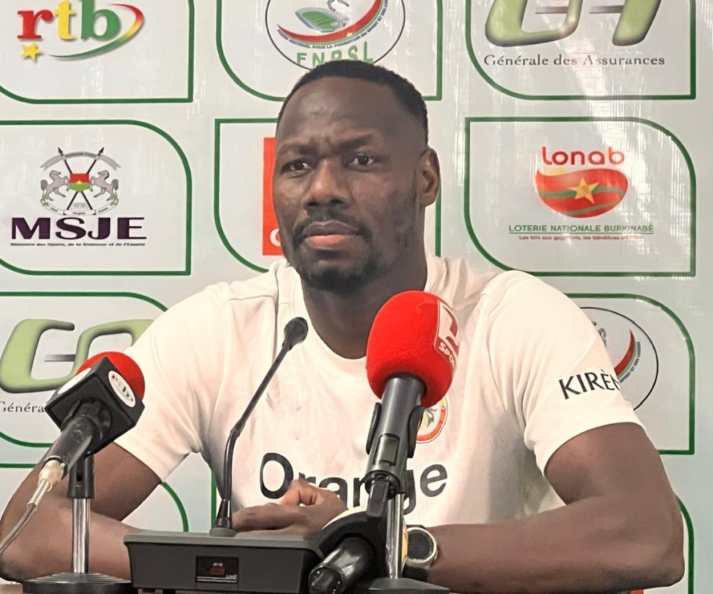 Coupe du monde 2026: Pape Thiaw dévoile sa liste 1 Pape Thiaw pressenti a la tete des Lions du Senegal thumbnail