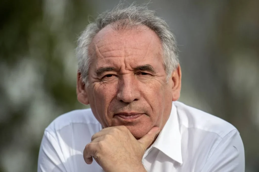 France : François Bayrou nouveau Premier ministre 1 temp medias 859271