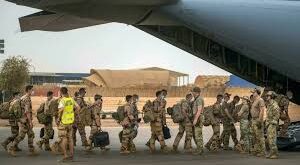 Retrait des bases françaises à Dakar : Près d’un milliard de FCFA pour les civils sénégalais licenciés