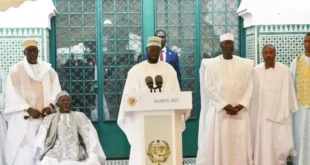 President Diomaye lors de la priere de Korite