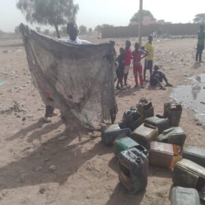 Mboula : Journée de nettoiement et de désinfection du puits , les populations se mobilisent et réclament l'eau potable. 3 WhatsApp Image 2025 04 02 at 16.20.33 2