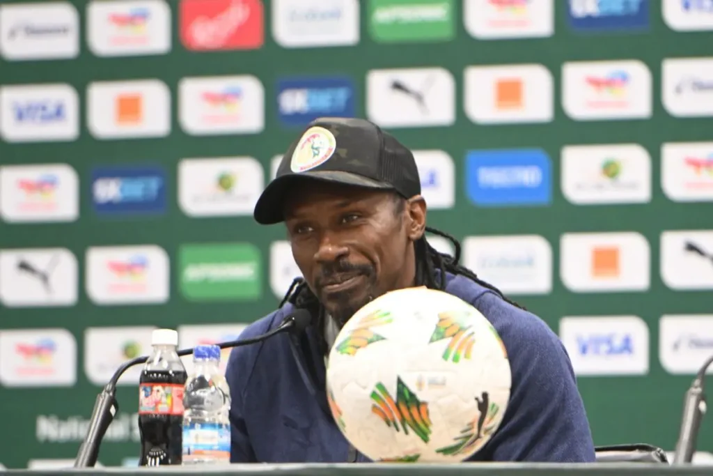 Aliou Cisse devient officiellement le sélectionneur de l'Angola 1 Grace a son salaire en Libye le Senegalais Aliou Cisse devient le deuxieme selectionneur le mieux paye dAfrique.jpg
