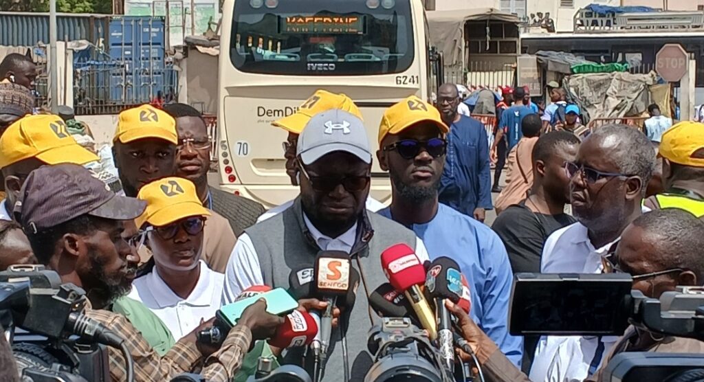 Transport des citoyens pour la Tabaski: 340 départs effectués par Dakar Dem Dikk 1 Screenshot 20250606 130442 Gallery