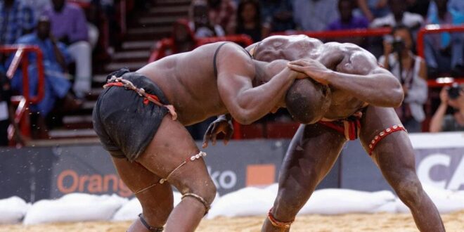 la gendarmerie nationale a presente ses condoleances a la famille de fallou sene a patar 1024x675 1