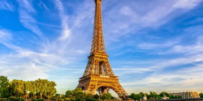 tour eiffel paris france