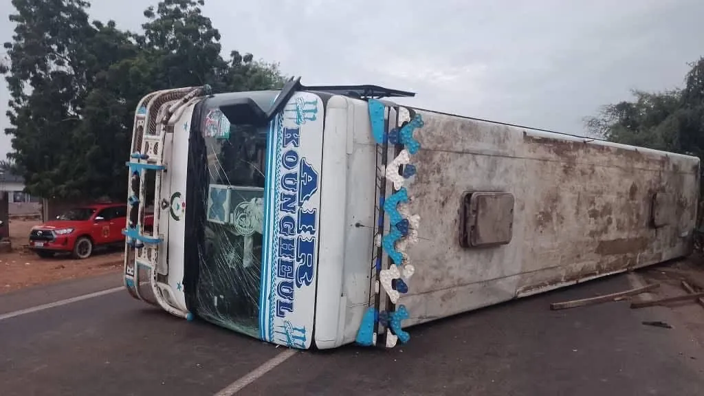 Tera Meeting : un bus se renverse et fait 23 blessés 1 whatsapp image 2025 11 09 at 10.23.37 1