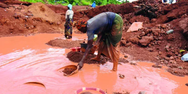 Les orpailleuses de Kharakhena le 16 08 2025©Moussa SOW 4 copie 1200x800 1