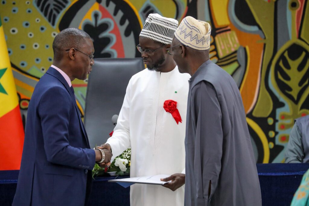 1er Mai 2026 : Bassirou Diomaye Faye s'engage à traiter les cahiers de doléances "avec rigueur et exigence" 1 96354342 67201080