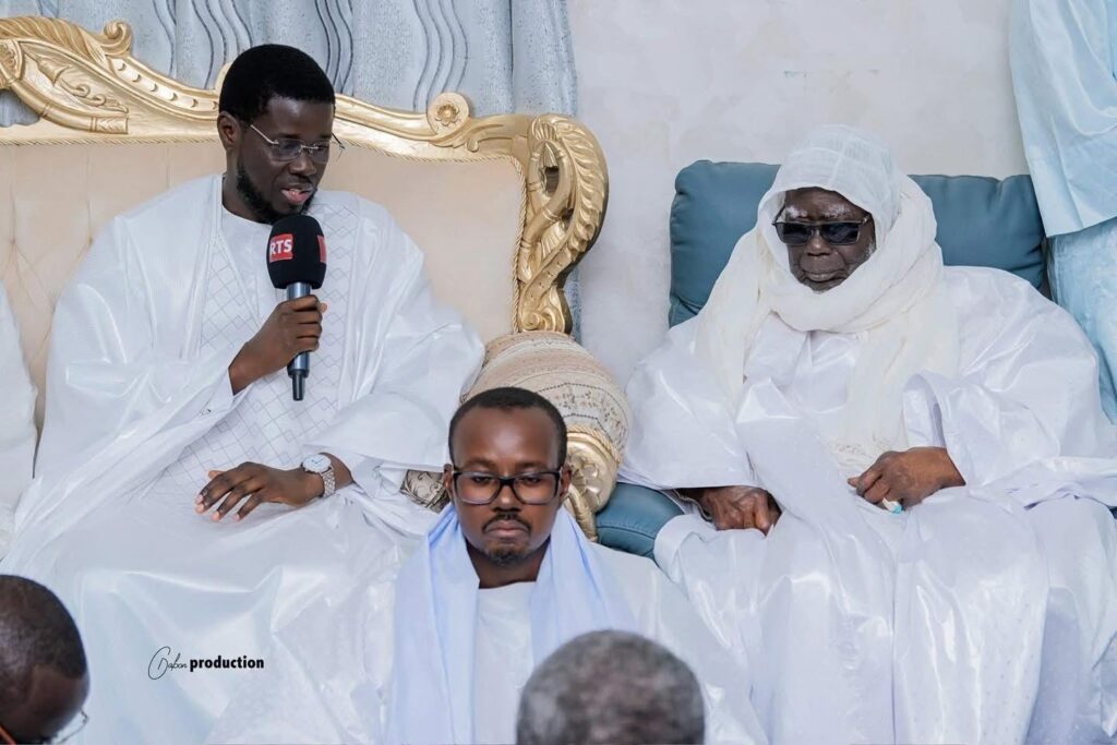 A Touba: Diomaye présente ses condoléances au Khalif des mourides 1 96873109 67524771