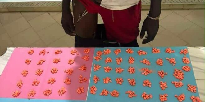 Trafic de drogues: Une mule handicapée moteur tombe à Karang avec de l’ecstasy dans la prothèse de jambe 1 FB IMG 1783977948696