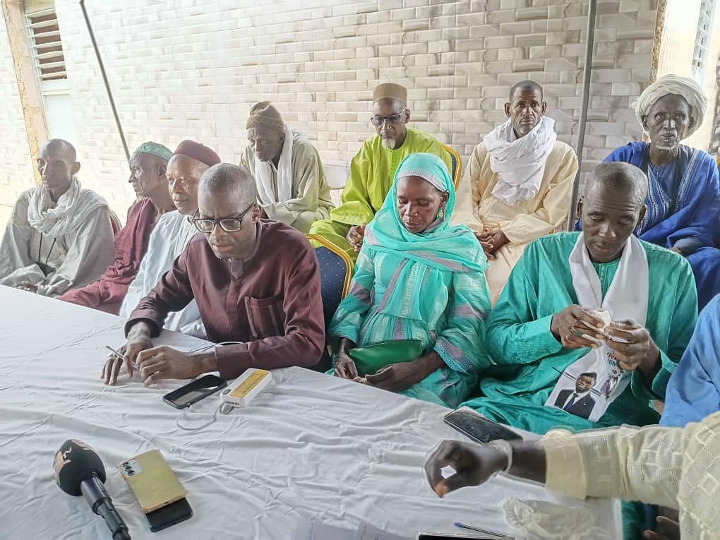 Kamb: Le Maire Birame Ba Réunit Ses Militants Et Signe Son Adhésion Au Kiiraay Les Patriotes Républicain