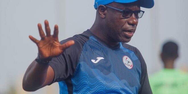 Adjoint de Patrick Viera: Issa Aidara sort du lot 1 6aaa4182b85e6 0KZAAaVkWL